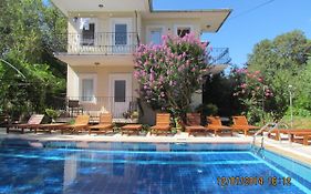Makri Otel